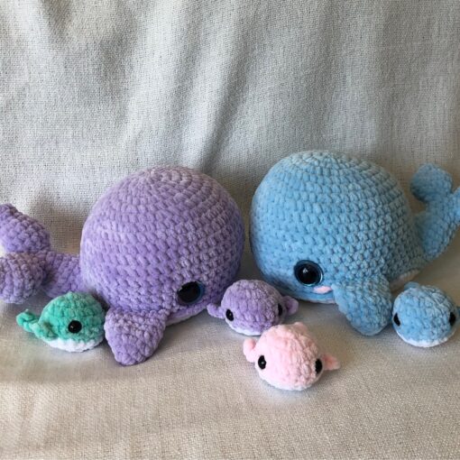 Whale Mom with 2 Babies